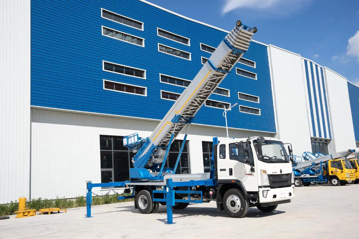 青岛黄岛小型云梯车上料车租赁多少钱