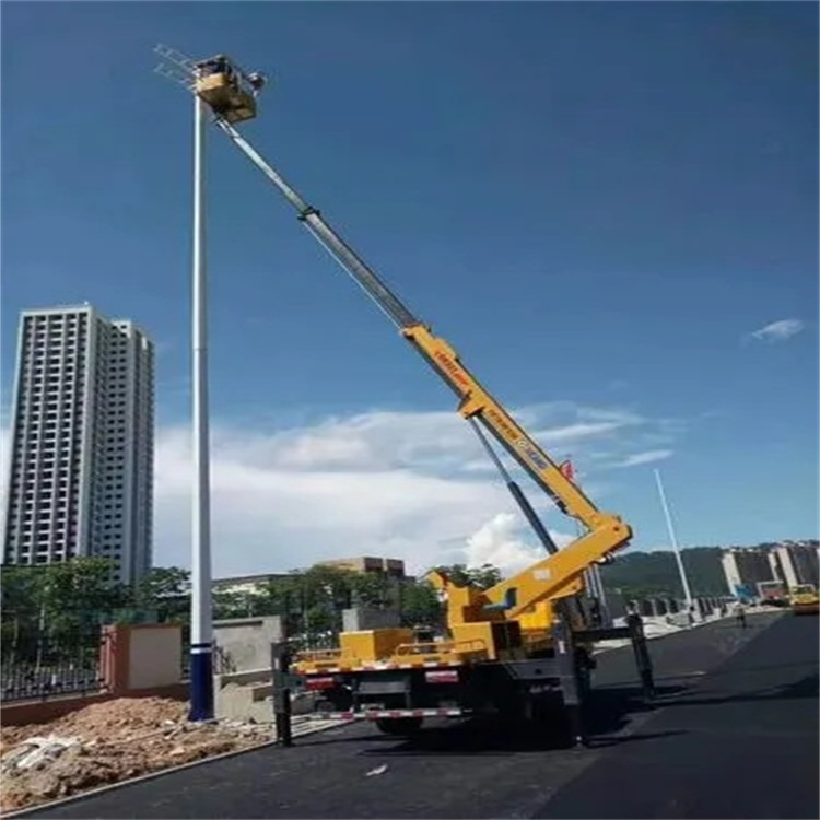 青岛黄岛维修路灯的曲臂升降车出租