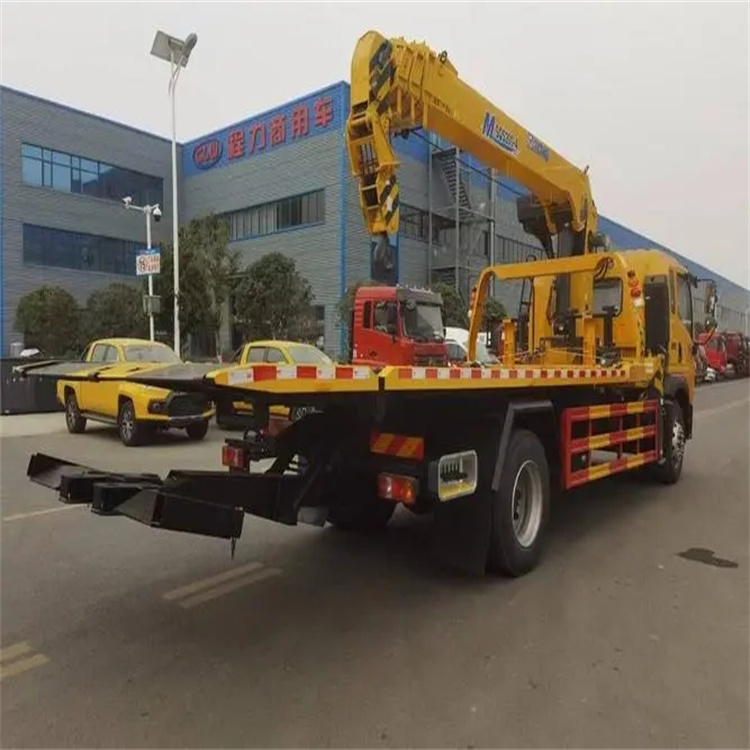 青岛黄岛附近小随车吊出租电话，轻松解决搬运烦恼