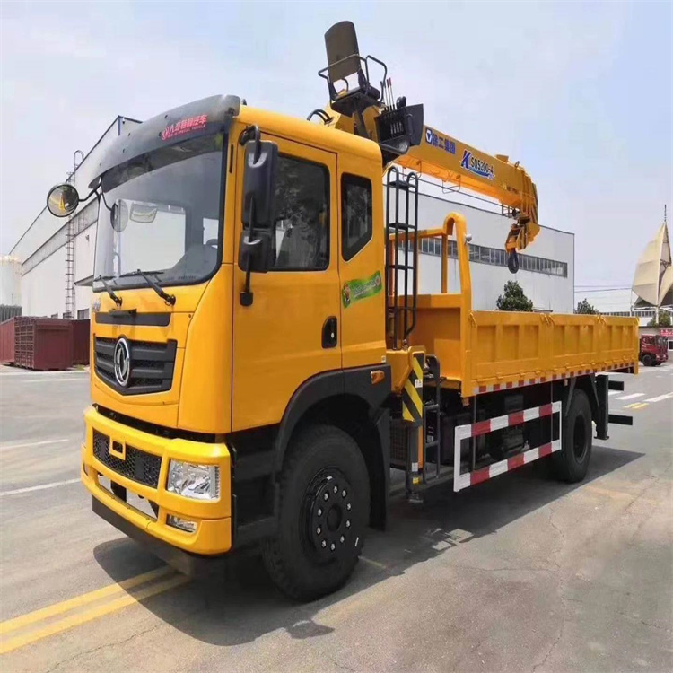 青岛黄岛附近找一辆随车吊出租